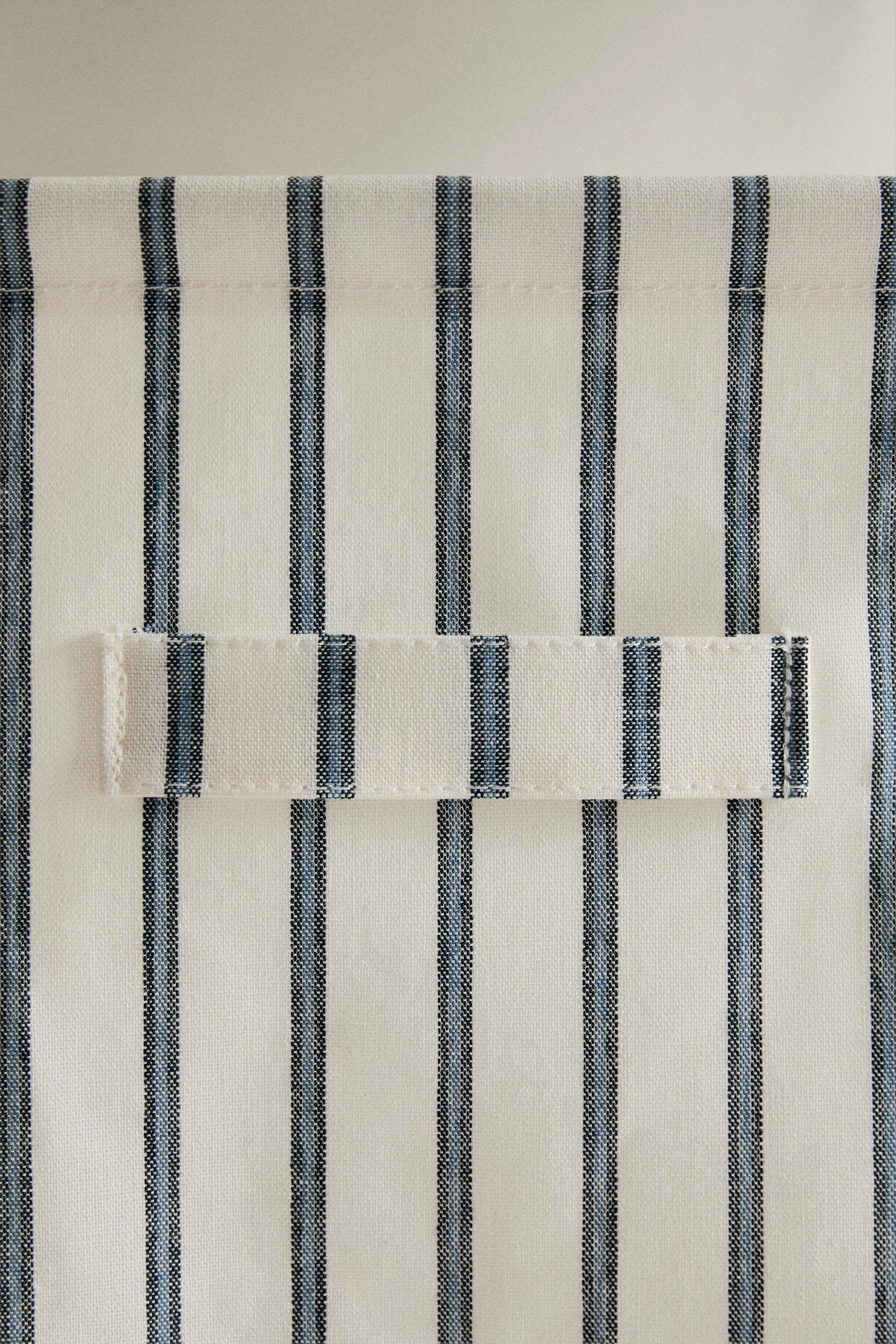 STRIPED LAUNDRY BASKET